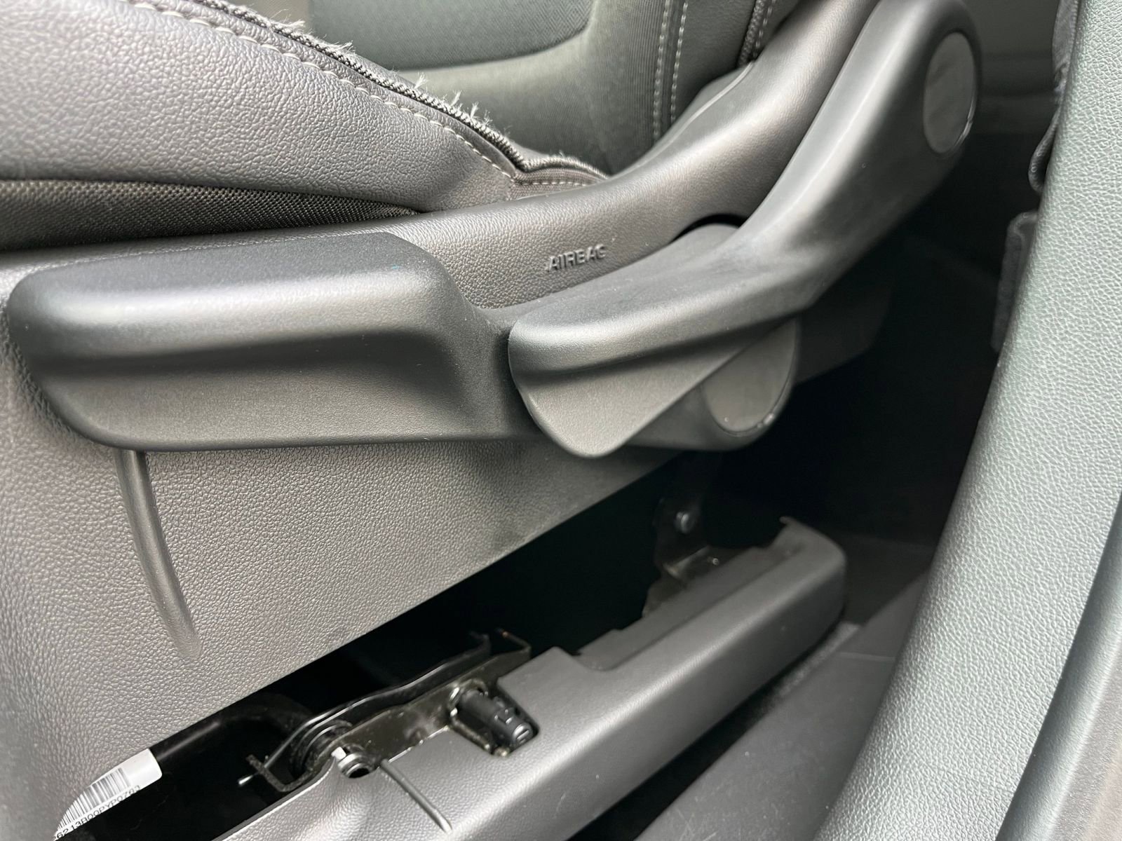 Used 2025 Buick Encore GX Preferred image 23