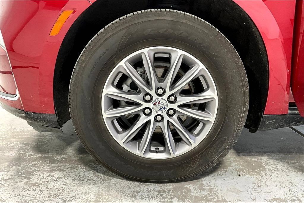 Used 2023 Buick Enclave Premium image 11