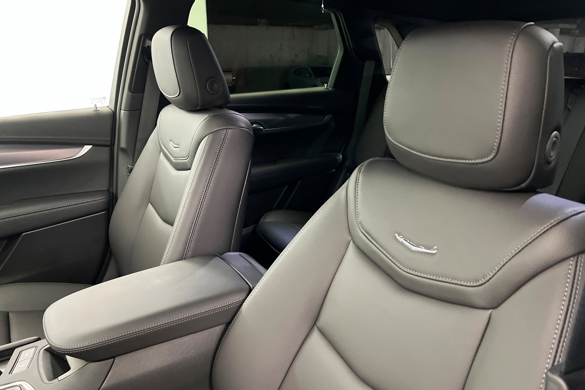 New 2026 Cadillac XT5 Luxury w/ LPO, Floor Liner Package image 17