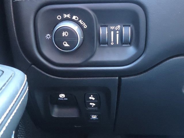 Used 2026 RAM 1500 Limited AWD/4WD image 24