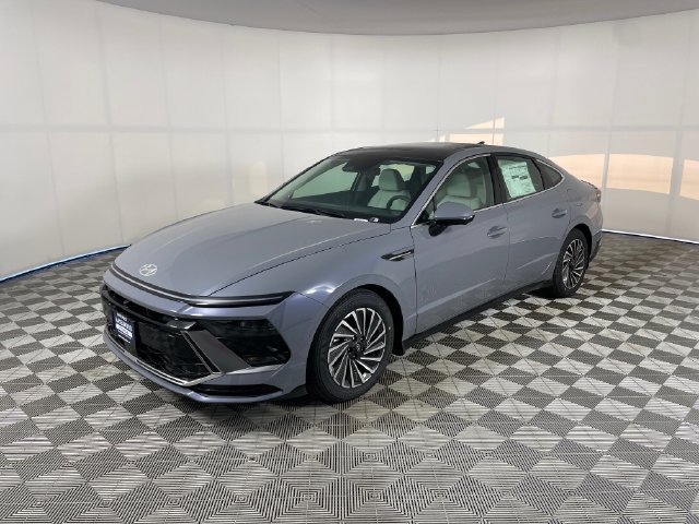New 2026 Hyundai Sonata Limited FWD image 1