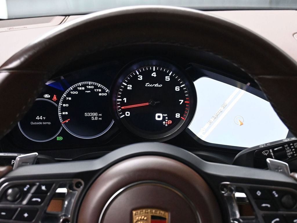 Used 2021 Porsche Cayenne Turbo w/ Premium Package Plus image 34