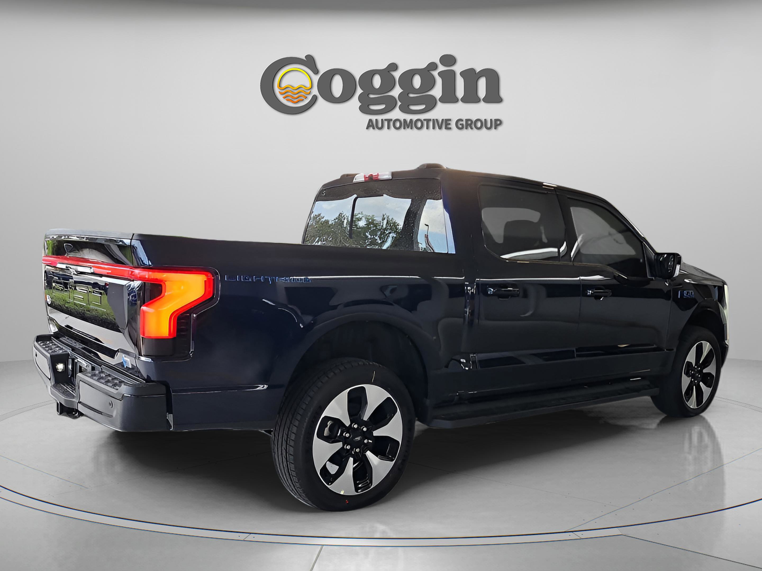 New 2025 Ford F150 Lightning Platinum AWD/4WD image 6