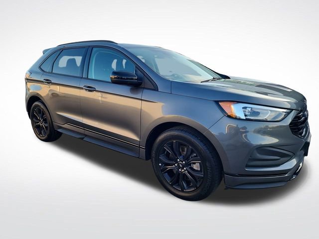 Used 2022 Ford Edge SE w/ Black Appearance Package image 7