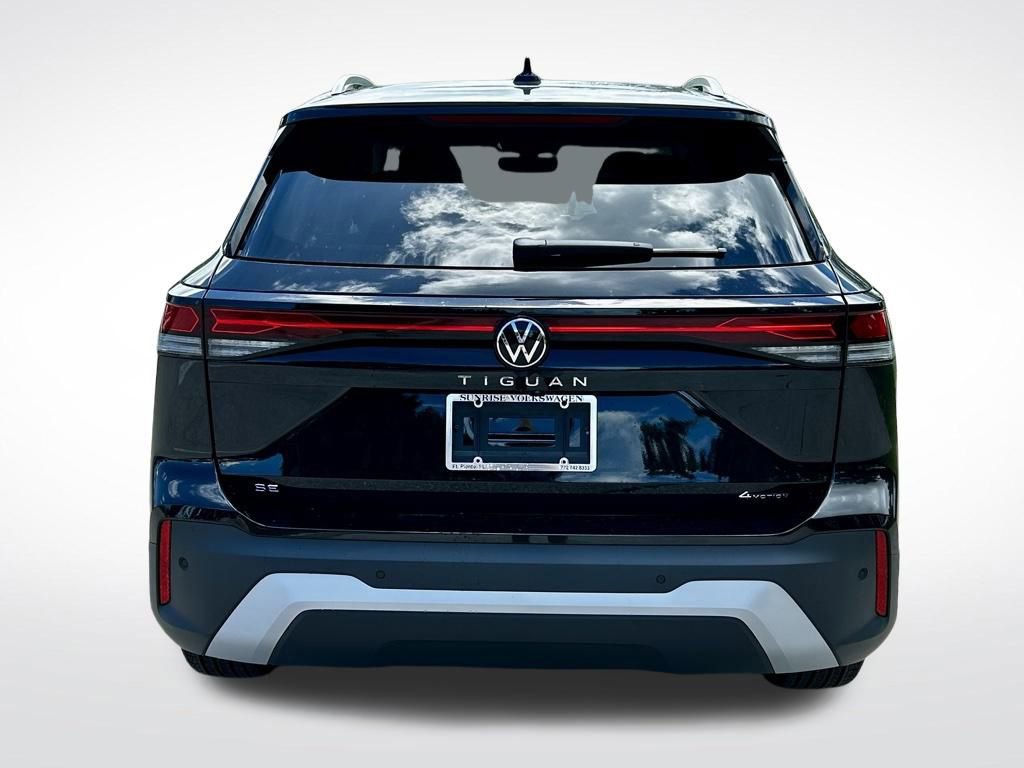 New 2025 Volkswagen Tiguan SE image 5