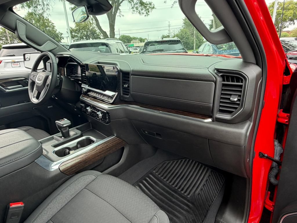 Certified 2023 GMC Sierra 1500 Elevation w/ Preferred Package AWD/4WD image 15