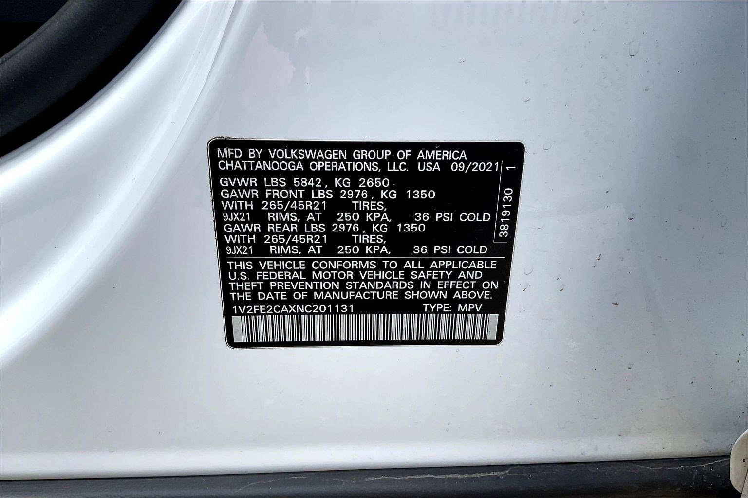 Used 2022 Volkswagen Atlas Cross Sport SEL Premium R-Line image 29