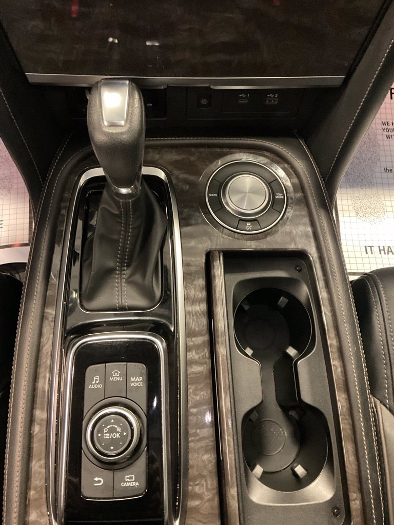 Used 2021 Nissan Armada Platinum w/ Captain's Chairs Package RWD image 24