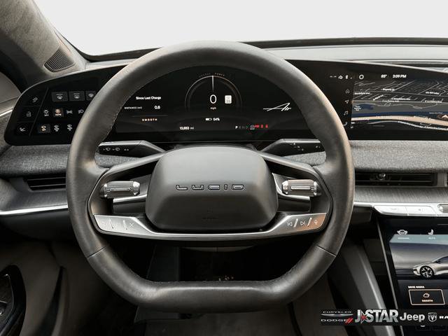 Used 2024 Lucid Air Pure image 19