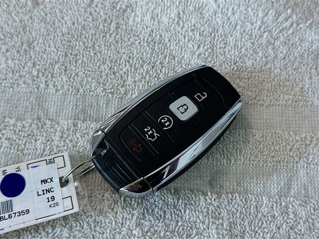 Used 2019 Lincoln Nautilus Reserve w/ Cargo Utility Package image 28