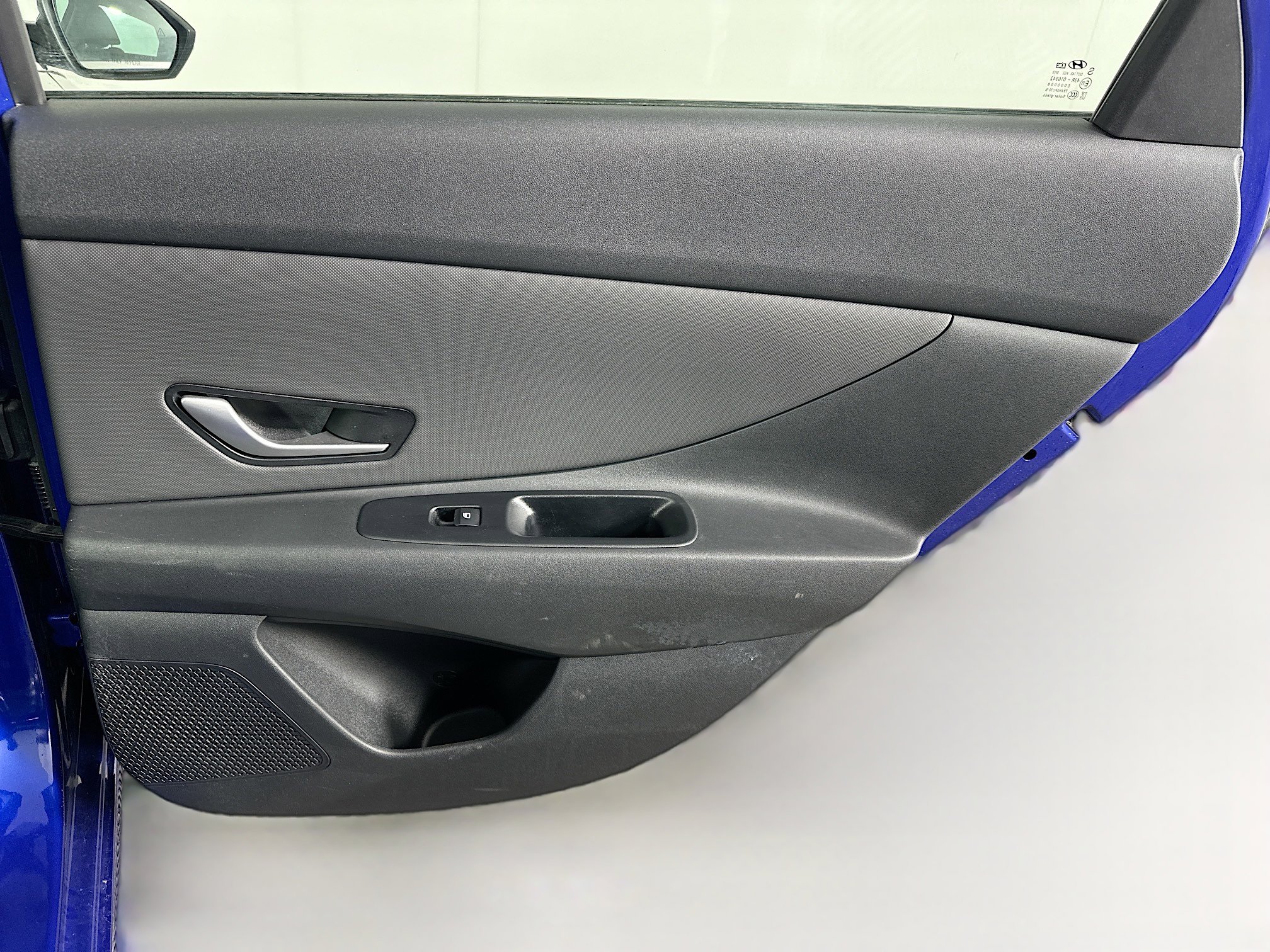 Used 2025 Hyundai Elantra SEL image 30