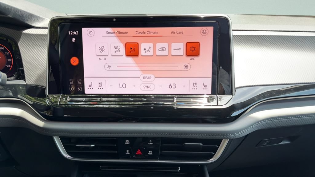 New 2026 Volkswagen Atlas Peak Edition AWD/4WD image 19