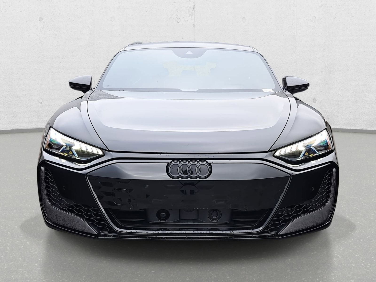 New 2026 Audi RS e-tron GT performance image 2