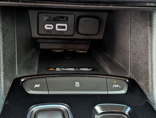 Used 2023 Chevrolet Bolt LT w/ Infotainment Package image 15