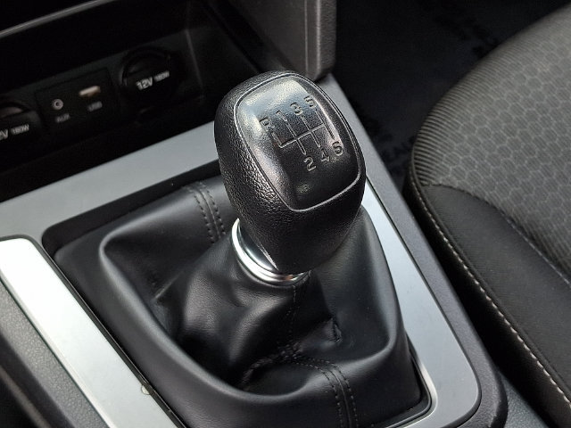Used 2018 Hyundai Elantra SE FWD image 14