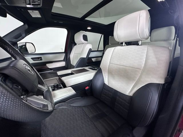 Used 2023 Toyota Sequoia Capstone AWD/4WD image 24