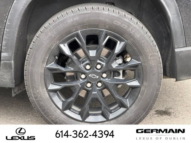 Used 2024 Chevrolet Traverse LT w/ Midnight/Sport Edition AWD/4WD image 12