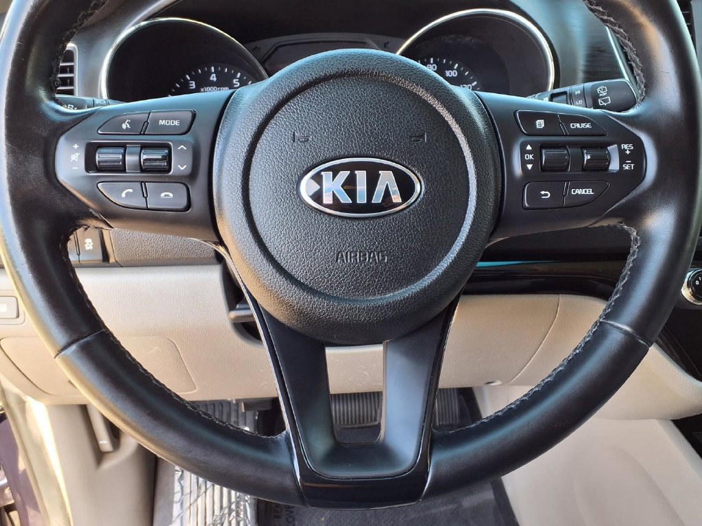 Used 2019 Kia Sedona EX FWD image 20