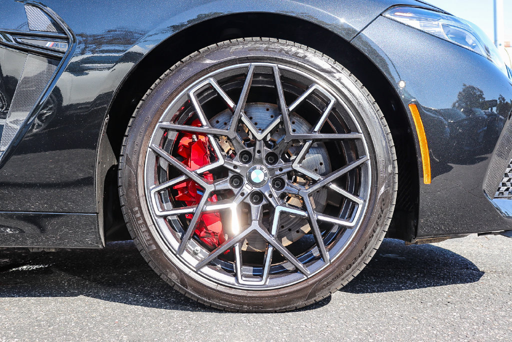 Used 2025 BMW M8 Competition w/ M Carbon Exterior Package AWD/4WD image 9