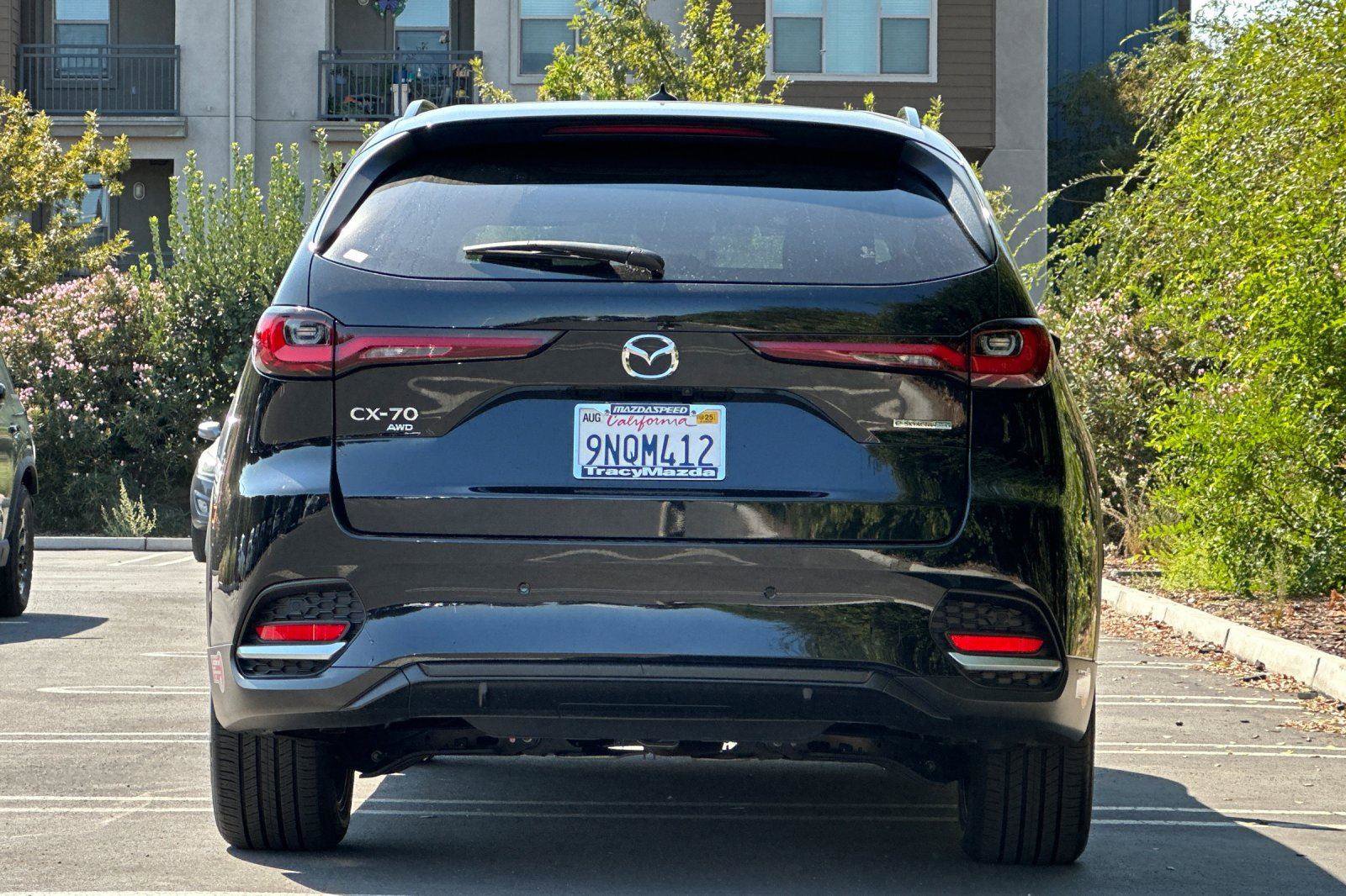 Certified 2025 MAZDA CX-70 Plug-In Hybrid w/ Premium Plus image 6