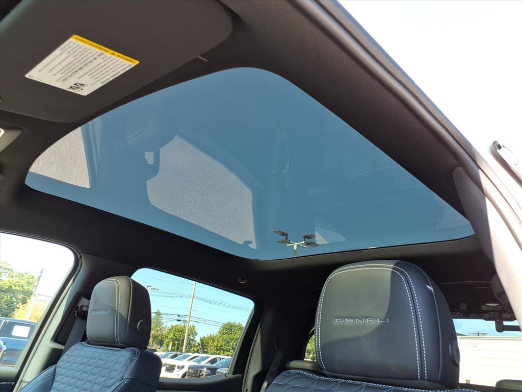 New 2025 GMC Sierra EV Denali image 16