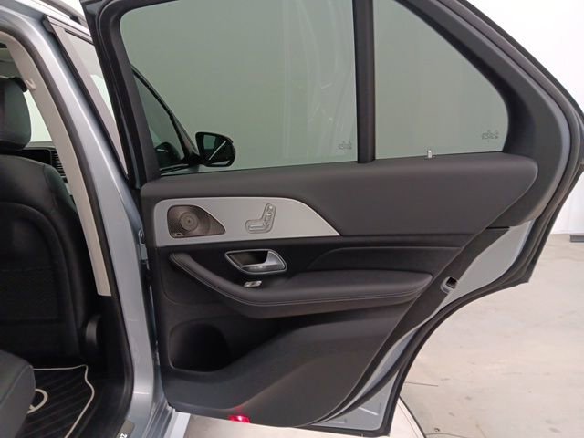 Used 2024 Mercedes-Benz GLE 350 4MATIC w/ AMG Line Exterior image 69