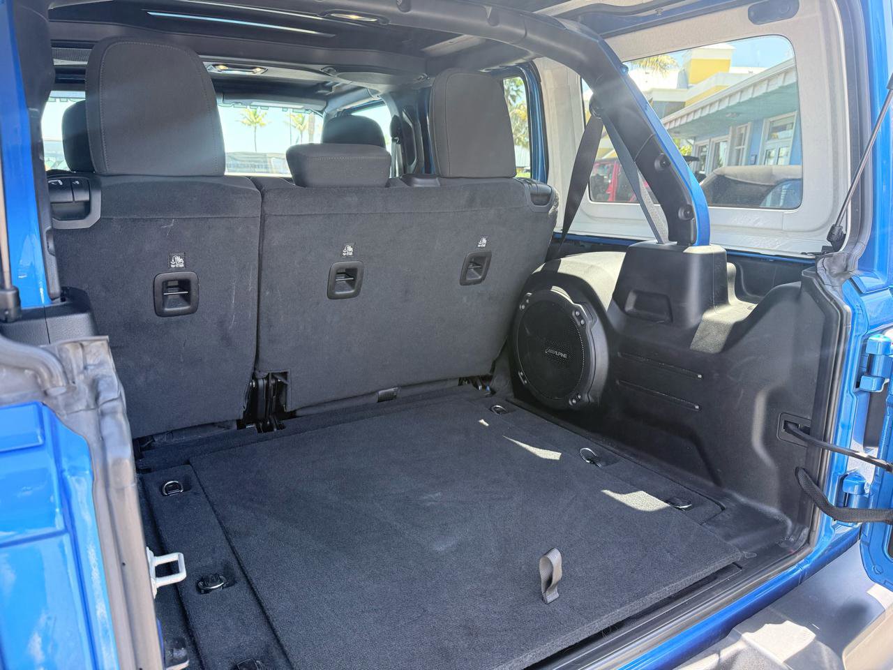 Used 2023 Jeep Wrangler Unlimited Sport w/ Sun And Sound Package image 10