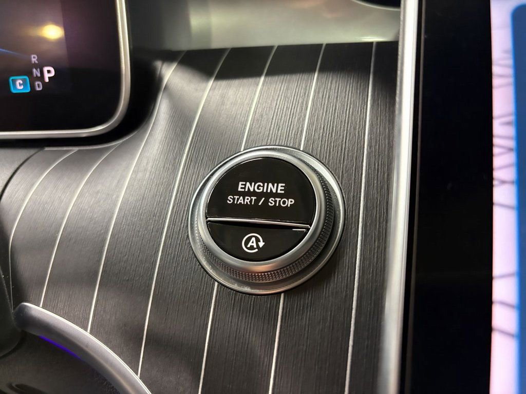 Used 2024 Mercedes-Benz C 43 AMG 4MATIC Sedan w/ Pinnacle Trim Package image 17