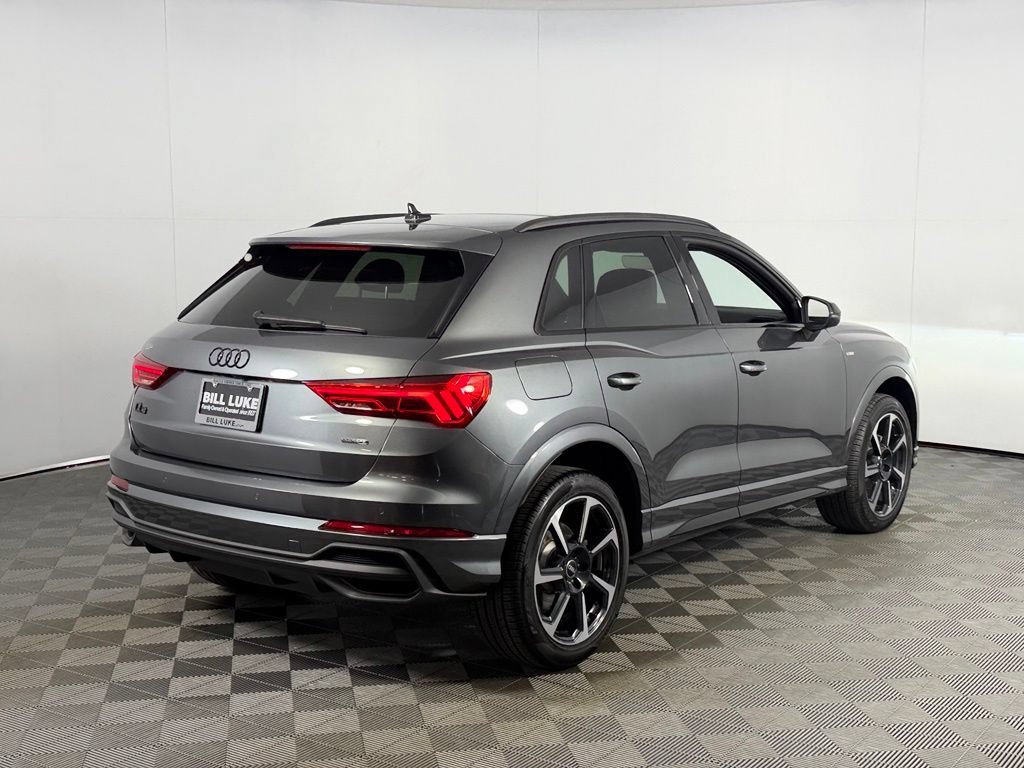 Used 2025 Audi Q3 2.0T Premium Plus w/ Premium Plus Package AWD/4WD image 7