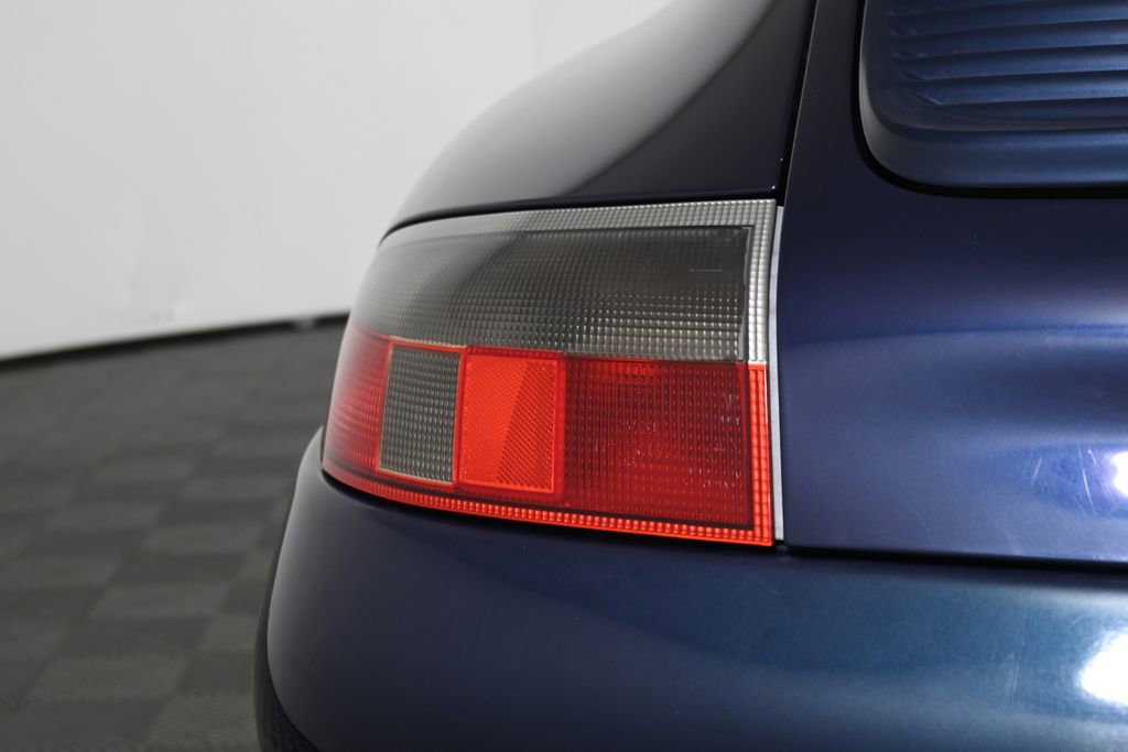 Used 1999 Porsche 911 Carrera 4 image 12