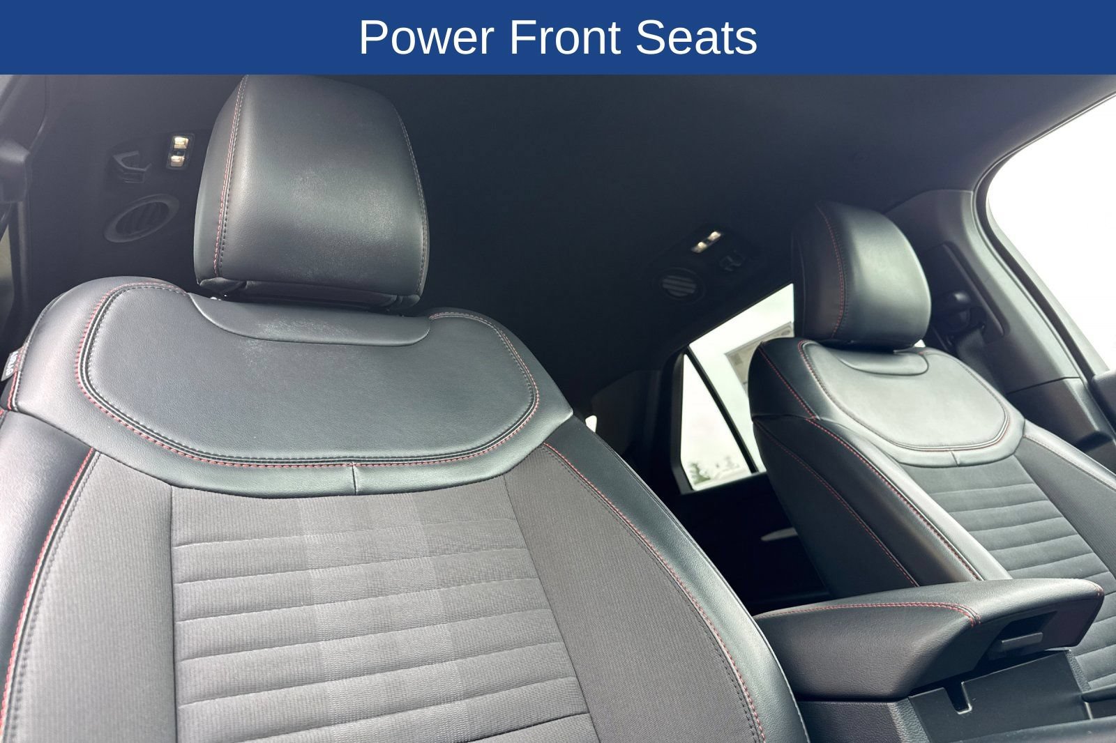 Certified 2025 Ford Explorer ST-Line AWD/4WD image 23