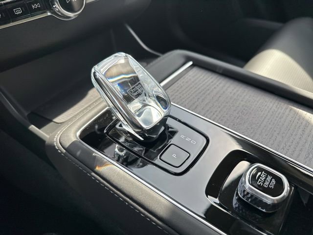 New 2026 Volvo XC90 B6 Plus w/ Protection Package AWD/4WD image 15