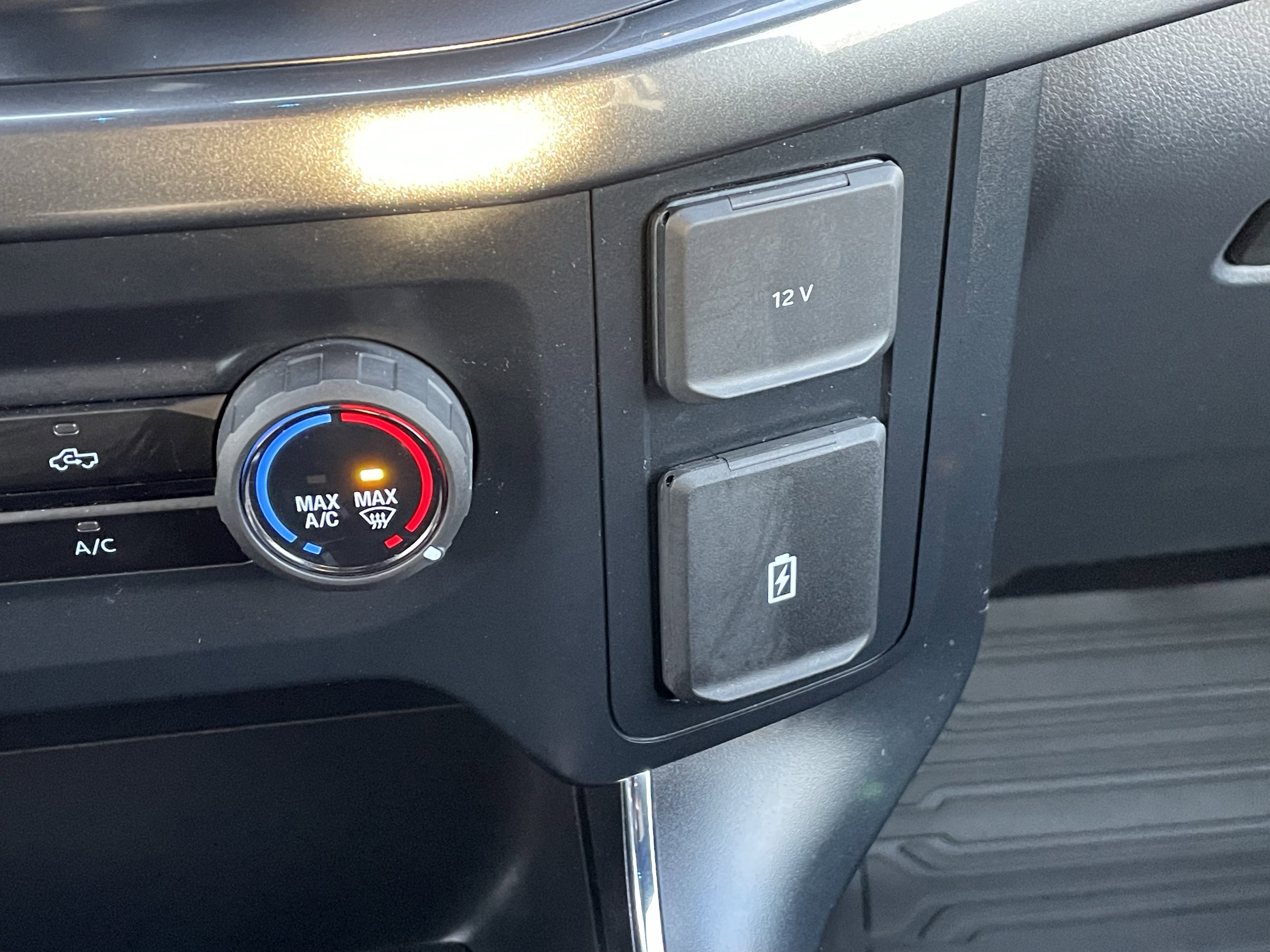 Used 2023 Ford F150 XL w/ Trailer Tow Package image 21