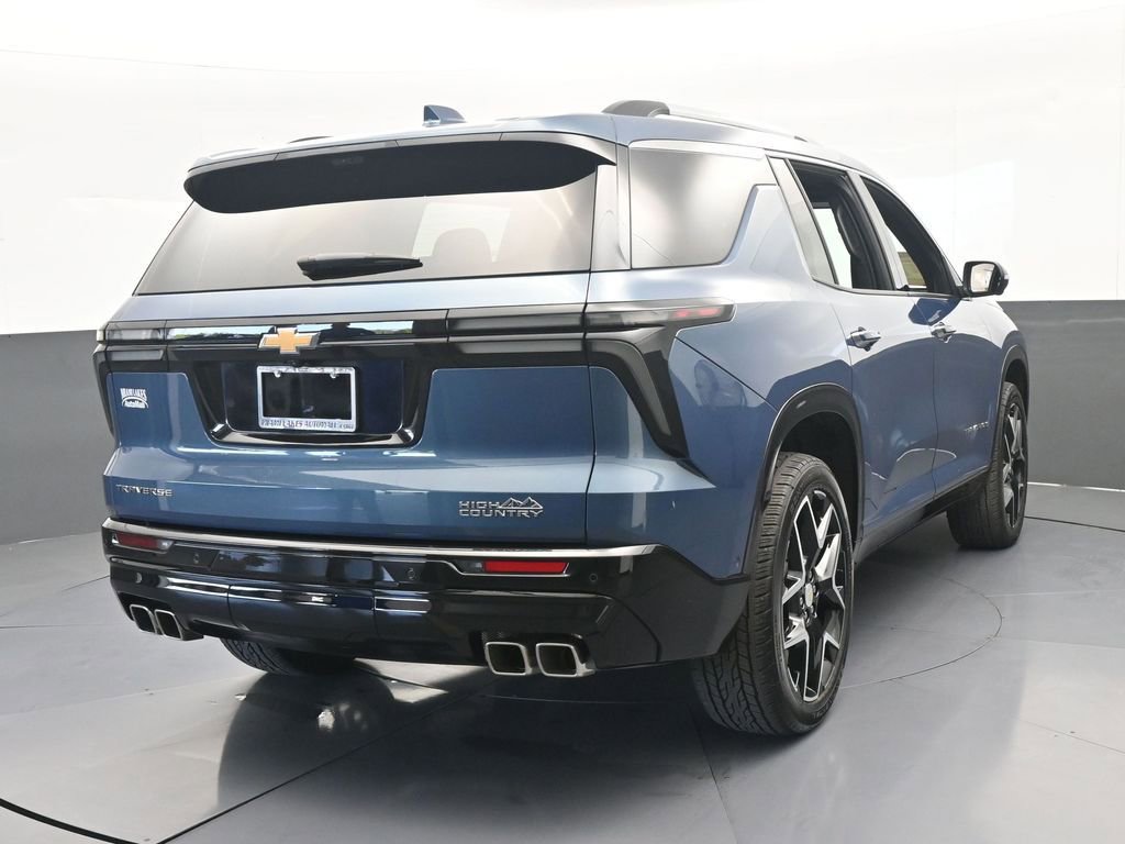 Used 2025 Chevrolet Traverse High Country image 5