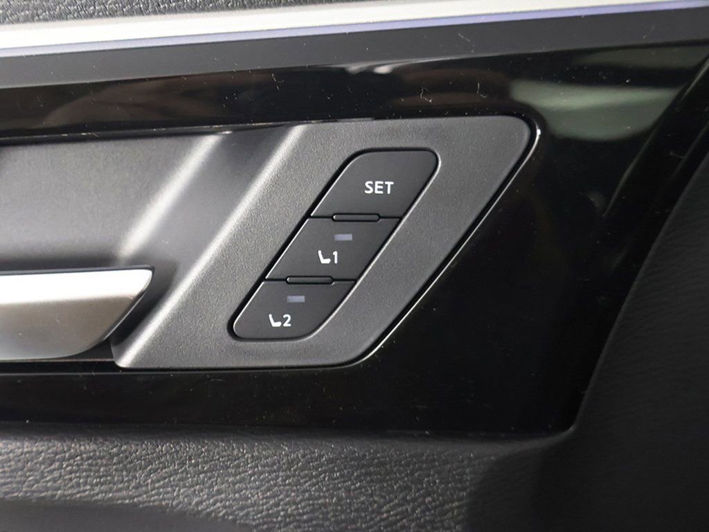 New 2026 Mitsubishi Outlander SEL AWD/4WD image 43