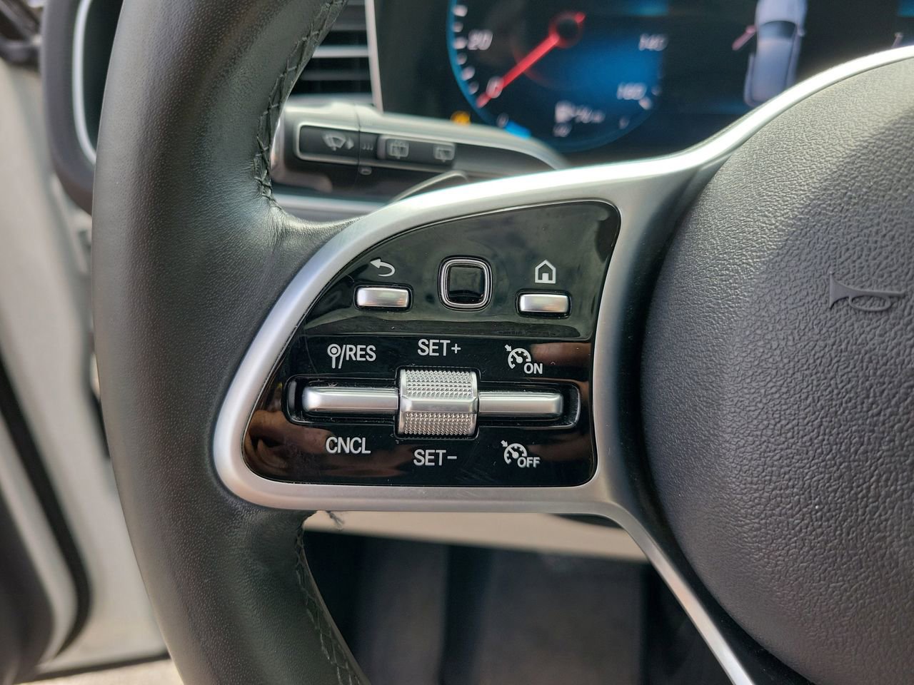 Used 2020 Mercedes-Benz GLE 350 image 19