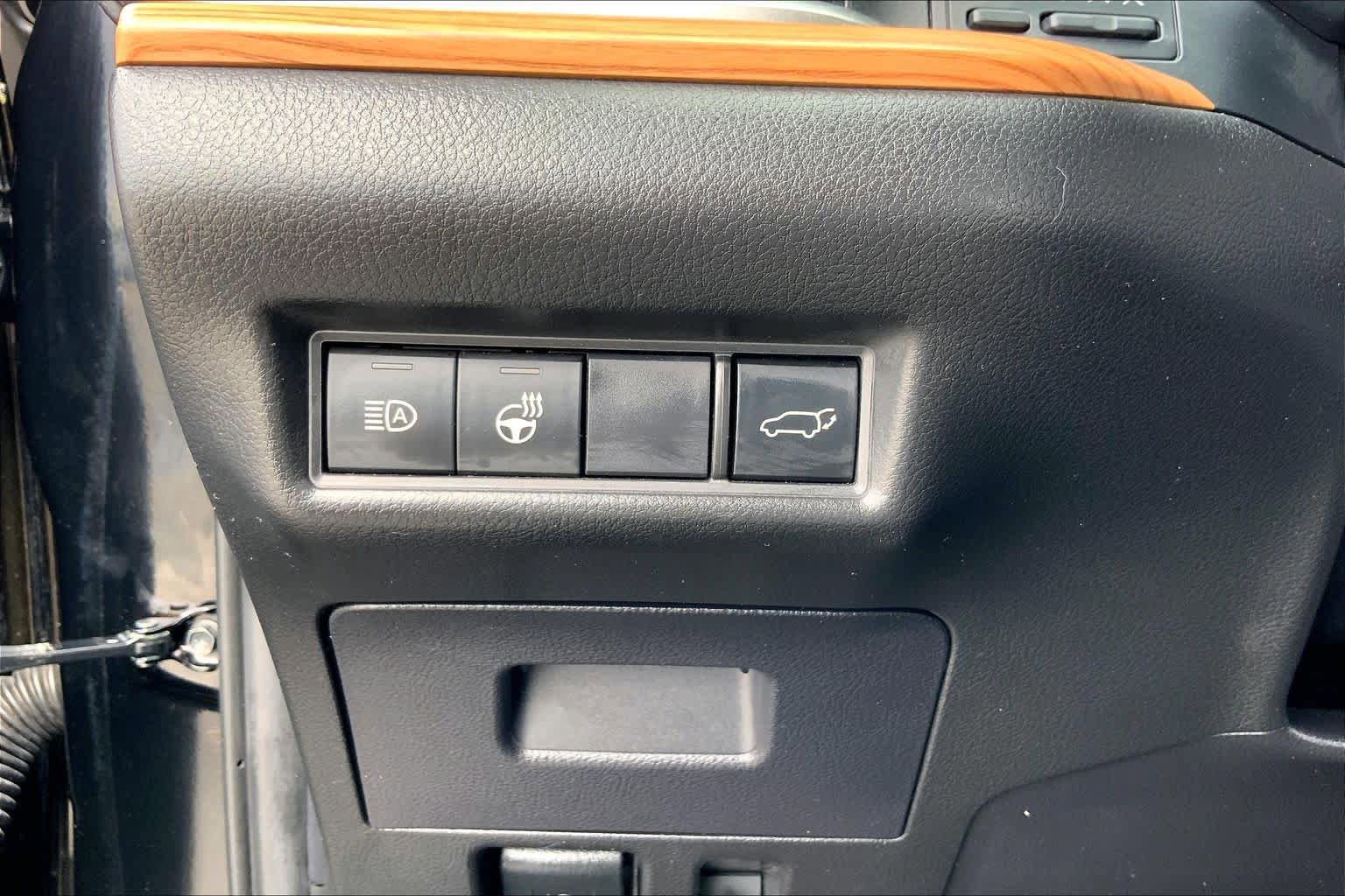 Certified 2025 Toyota Grand Highlander FWD image 33