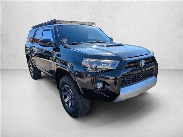 Used 2018 Toyota 4Runner TRD Off-Road image 3