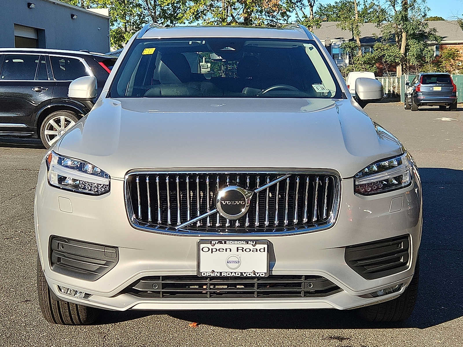 Certified 2023 Volvo XC90 B5 Core w/ Protection Package Premier AWD/4WD image 2