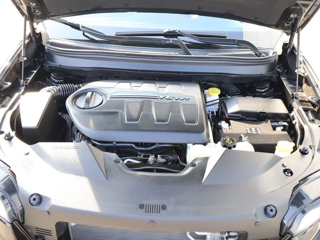 Used 2021 Jeep Cherokee Latitude Lux 80th Anniv w/ Quick Order Package 26U 80TH AWD/4WD image 39