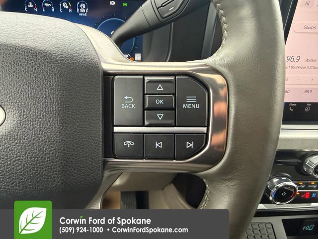 Certified 2025 Ford F350 Platinum w/ Platinum Plus Package image 30