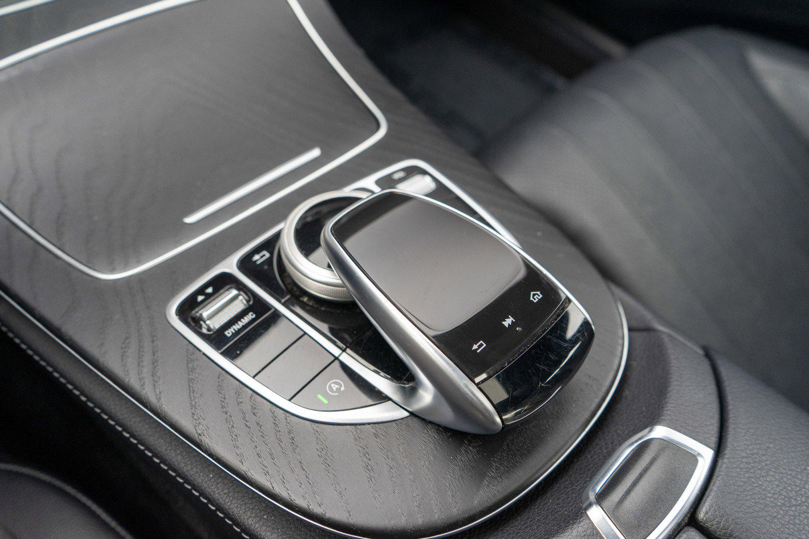 Used 2019 Mercedes-Benz E 300 4MATIC image 23