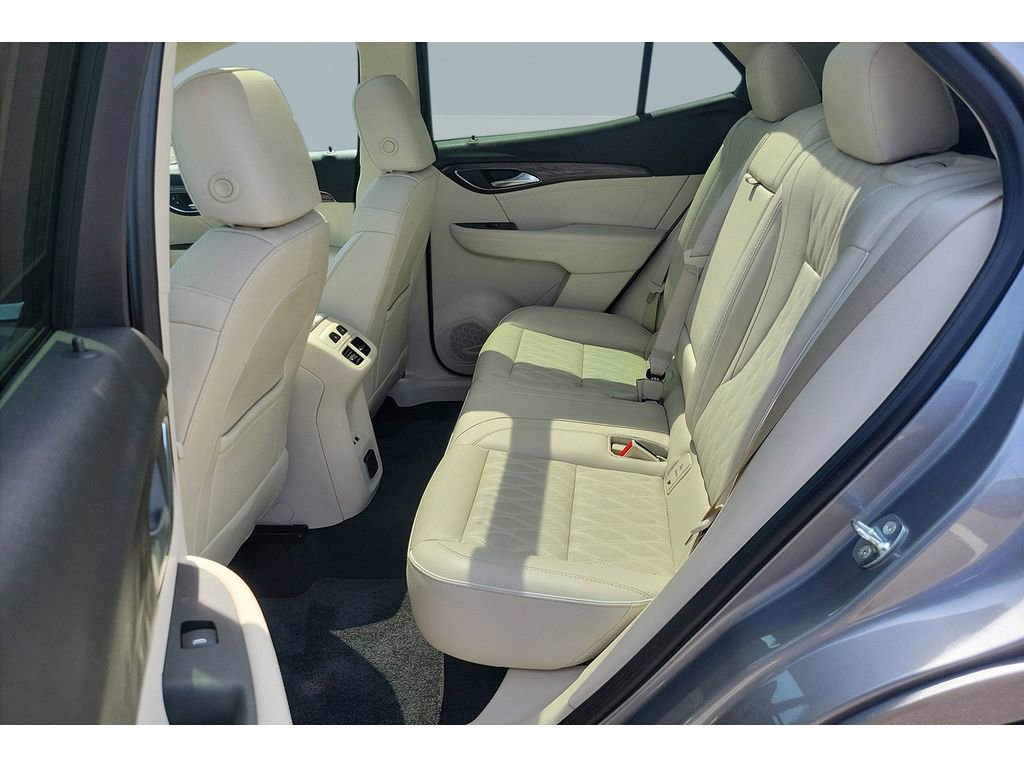 Used 2022 Buick Envision Avenir w/ Technology Package II FWD image 13