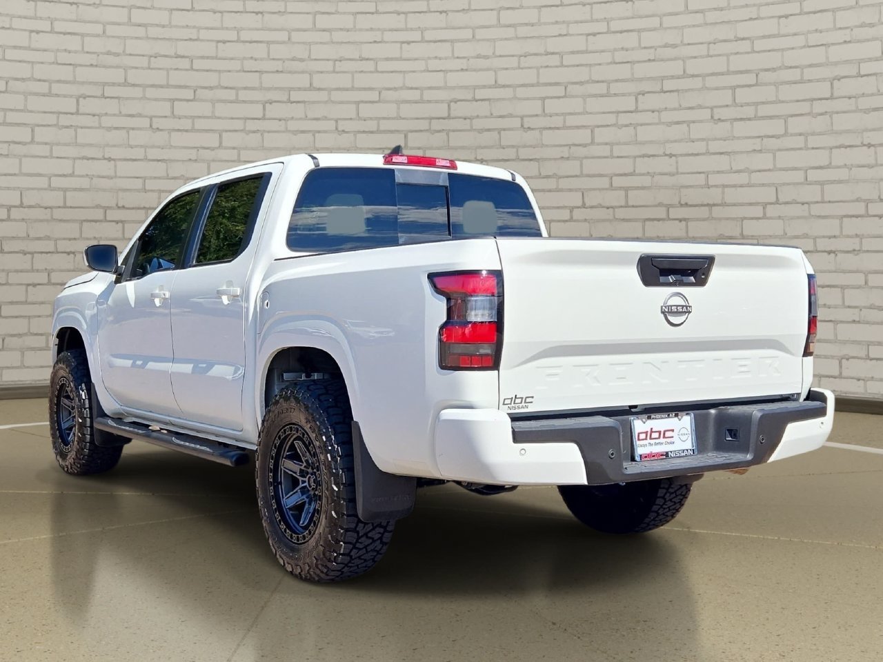 Used 2025 Nissan Frontier SV RWD image 7