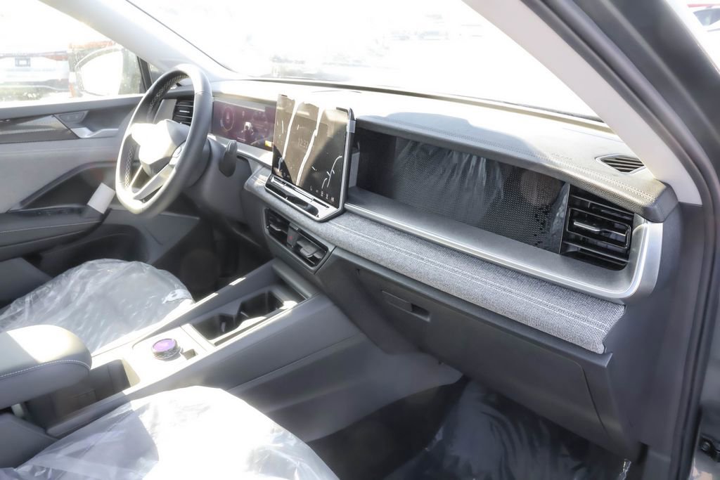 New 2026 Volkswagen Tiguan S FWD image 38