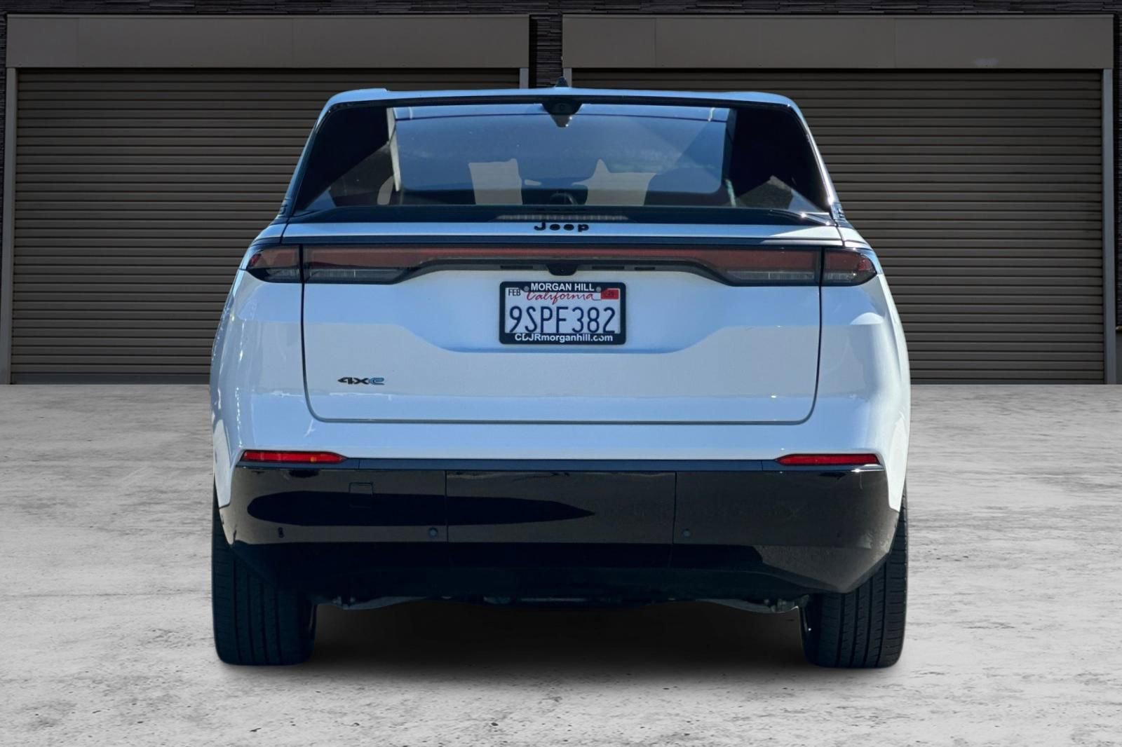 Used 2024 Jeep Wagoneer Launch Edition image 5