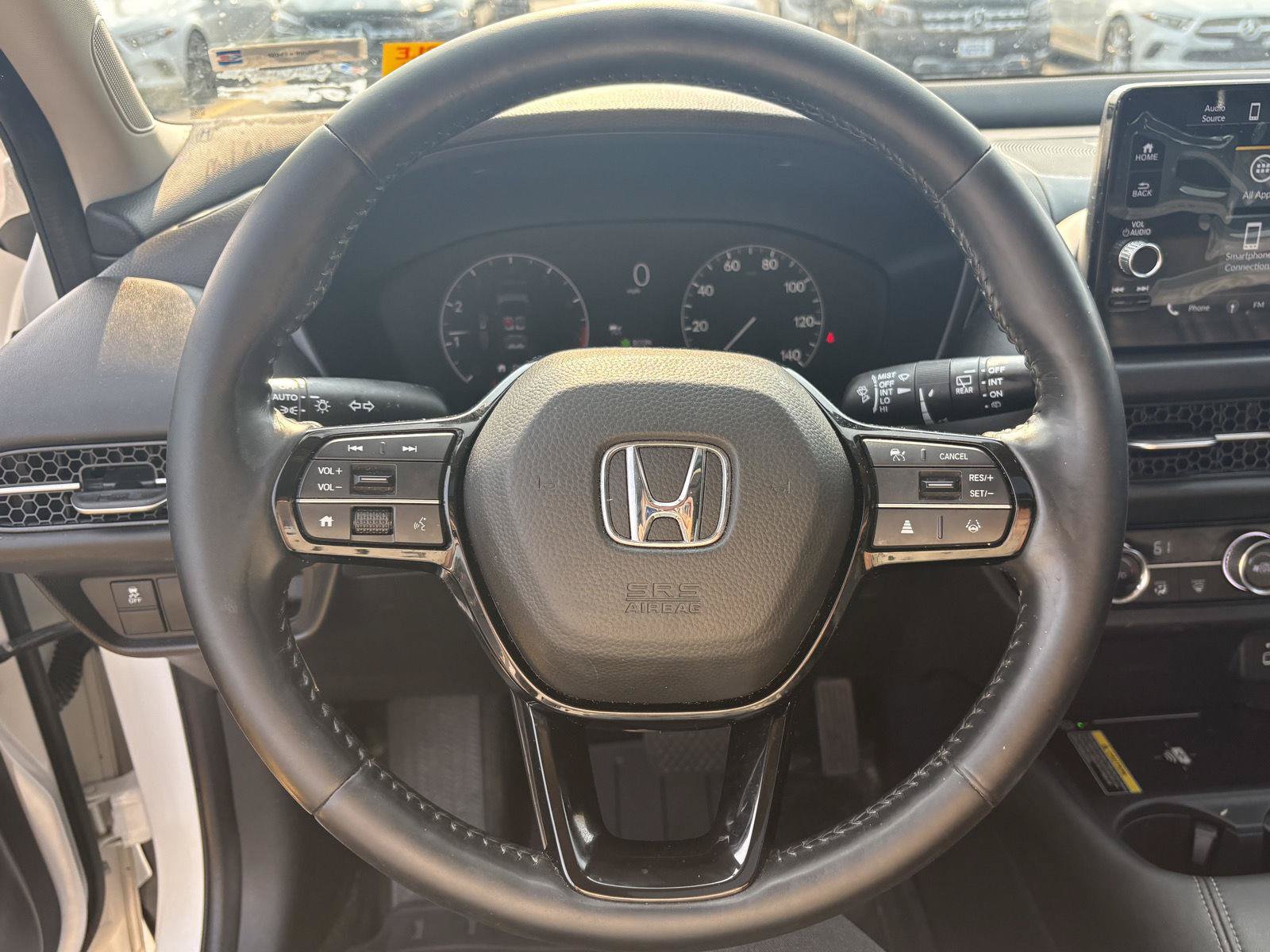 Used 2023 Honda HR-V EX-L image 9