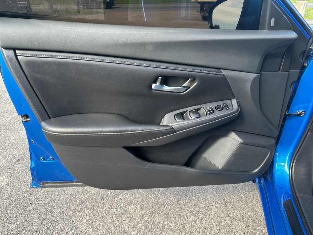 Used 2020 Nissan Sentra SV w/ Electronics Package FWD image 10