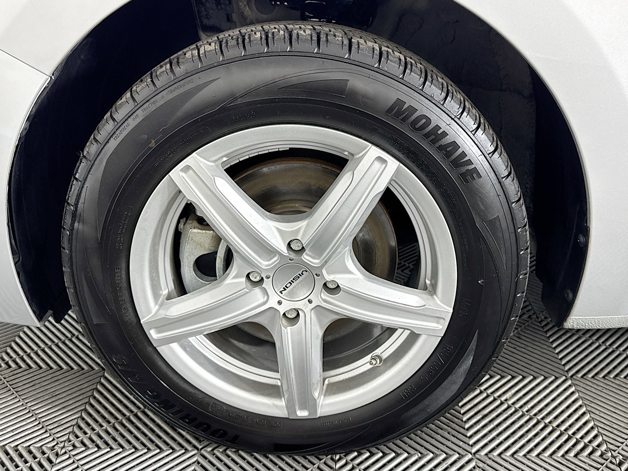 Used 2021 Hyundai Accent Limited image 62