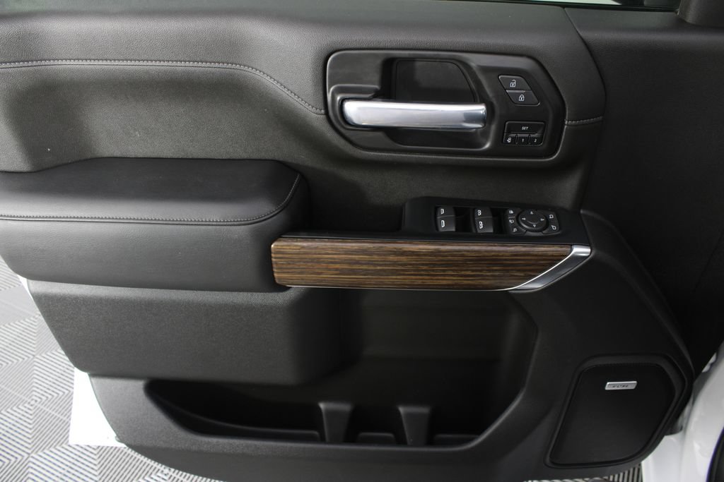 Used 2023 Chevrolet Silverado 3500 High Country AWD/4WD image 15